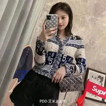 2021 primăvară și de toamnă nou brand de moda xiaoxiangfeng pulover cardigan feminin scrisoare jacquard V-neck strat tricotate